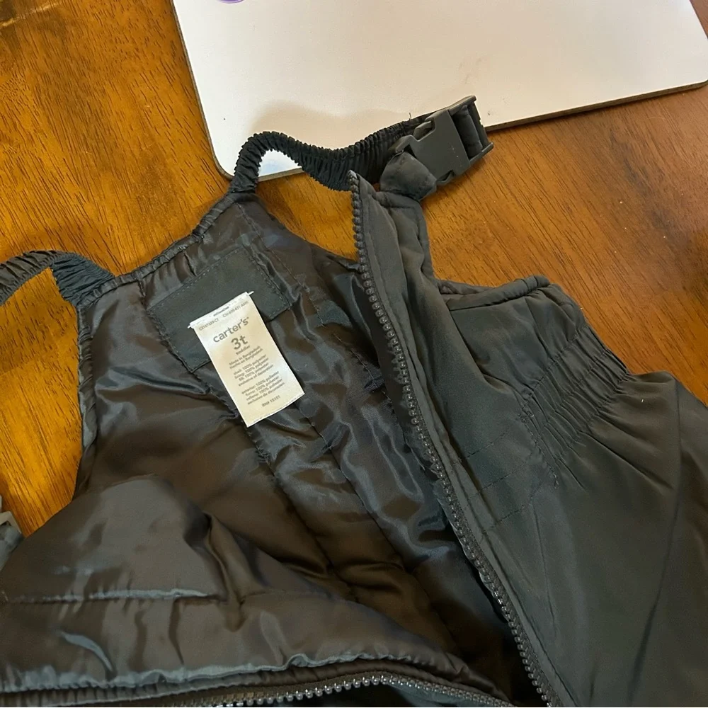 Carter’s Charcoal Gray Snow Bib Overalls White Heart | Girls 3T